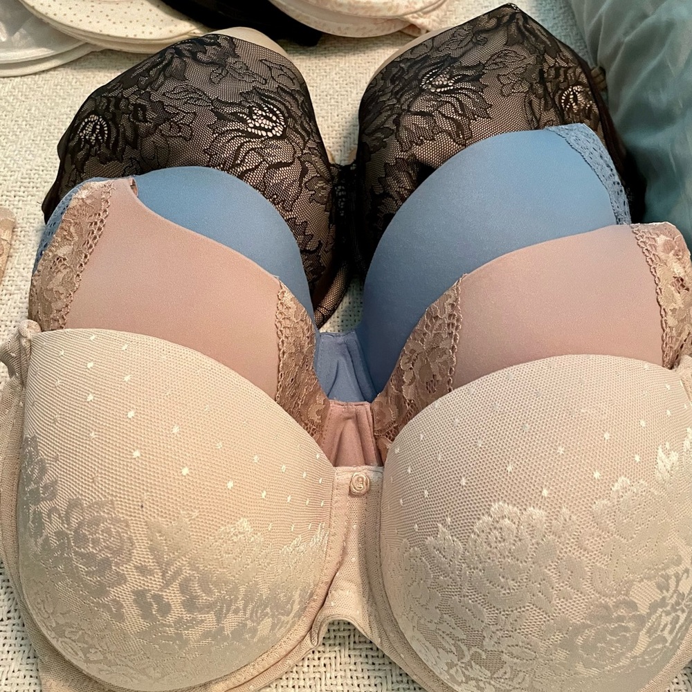 Set of (5) 36DDD underwire molded cup bras